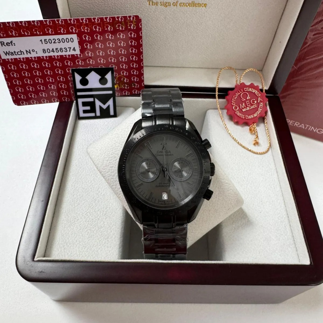 Speedmaster “Full Black Steel” – Co-Axial Chronometer