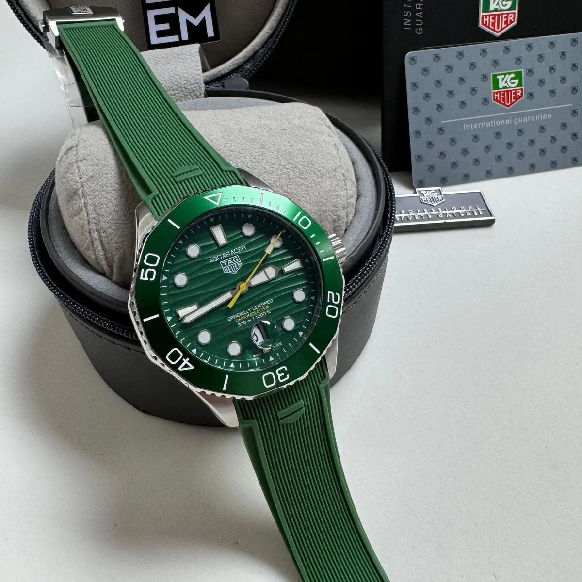 TH Aquaracer Green Chronometer 300M Rubber Strap