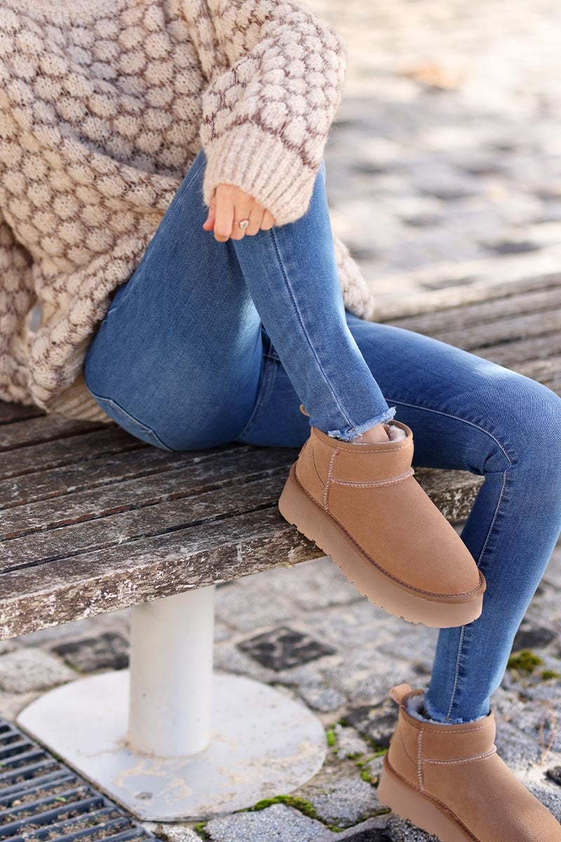 Bottes camel basses en cuir fourrées à plateforme
