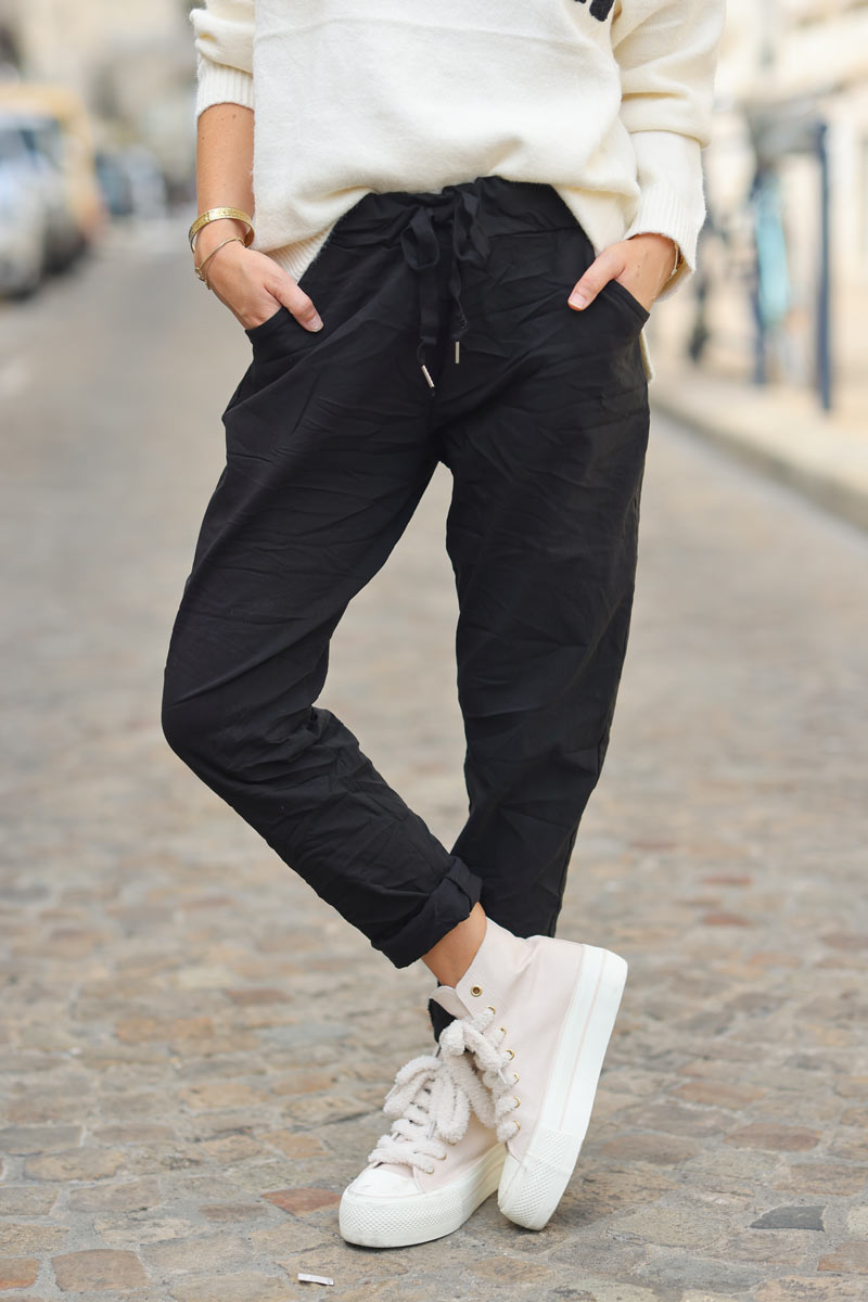 Pantalon confort noir en toile stretch étoile brillante paillettes