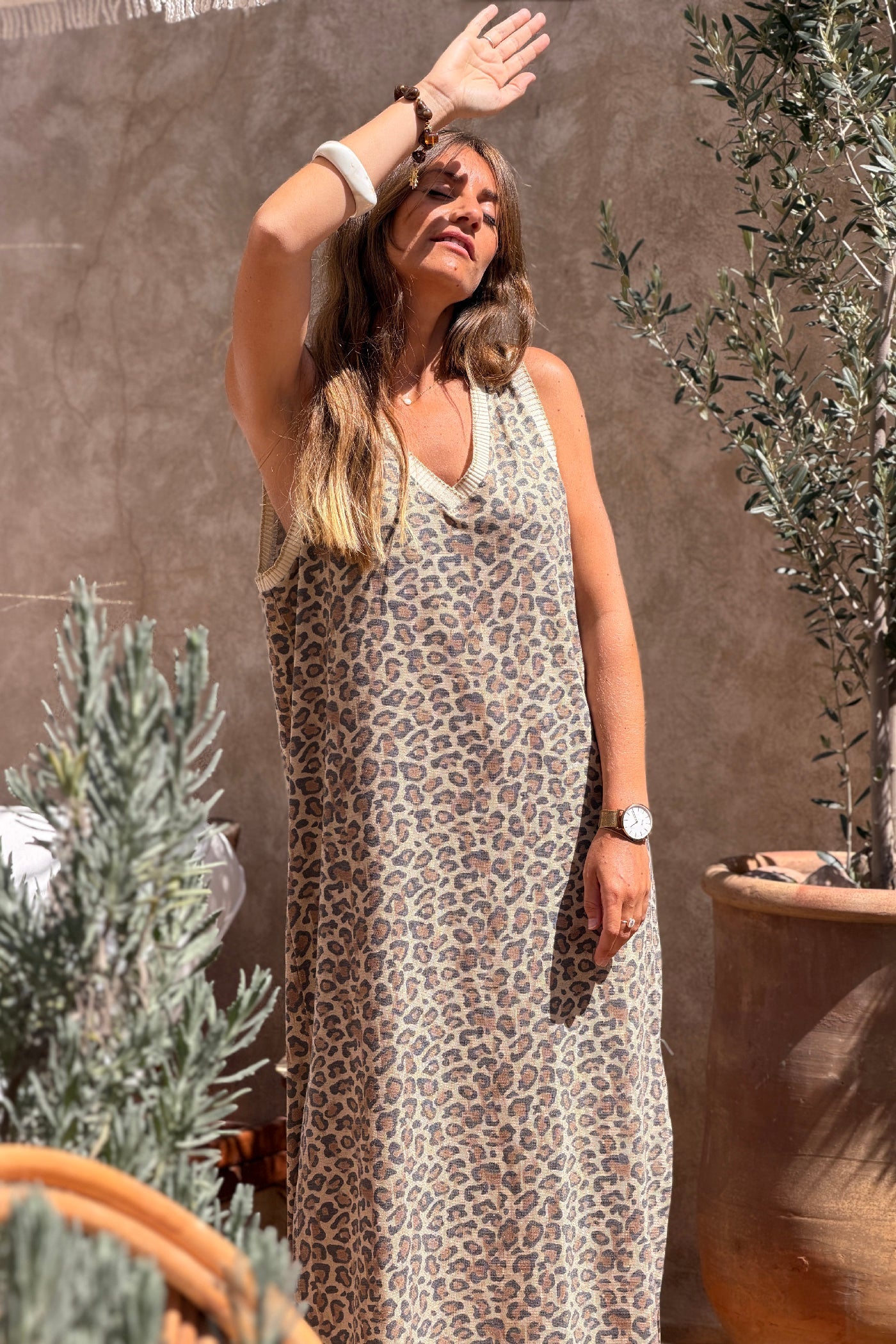 Robe longue à bretelles imprimé léopard brillant lurex