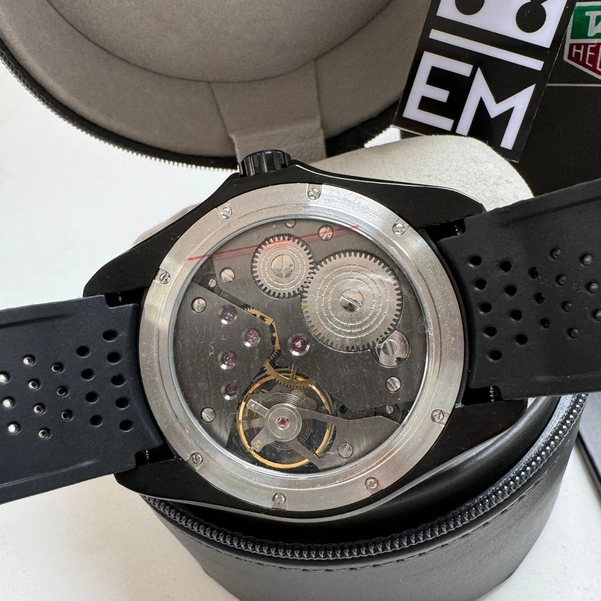 TH Grand Carrera Pendulum – Black