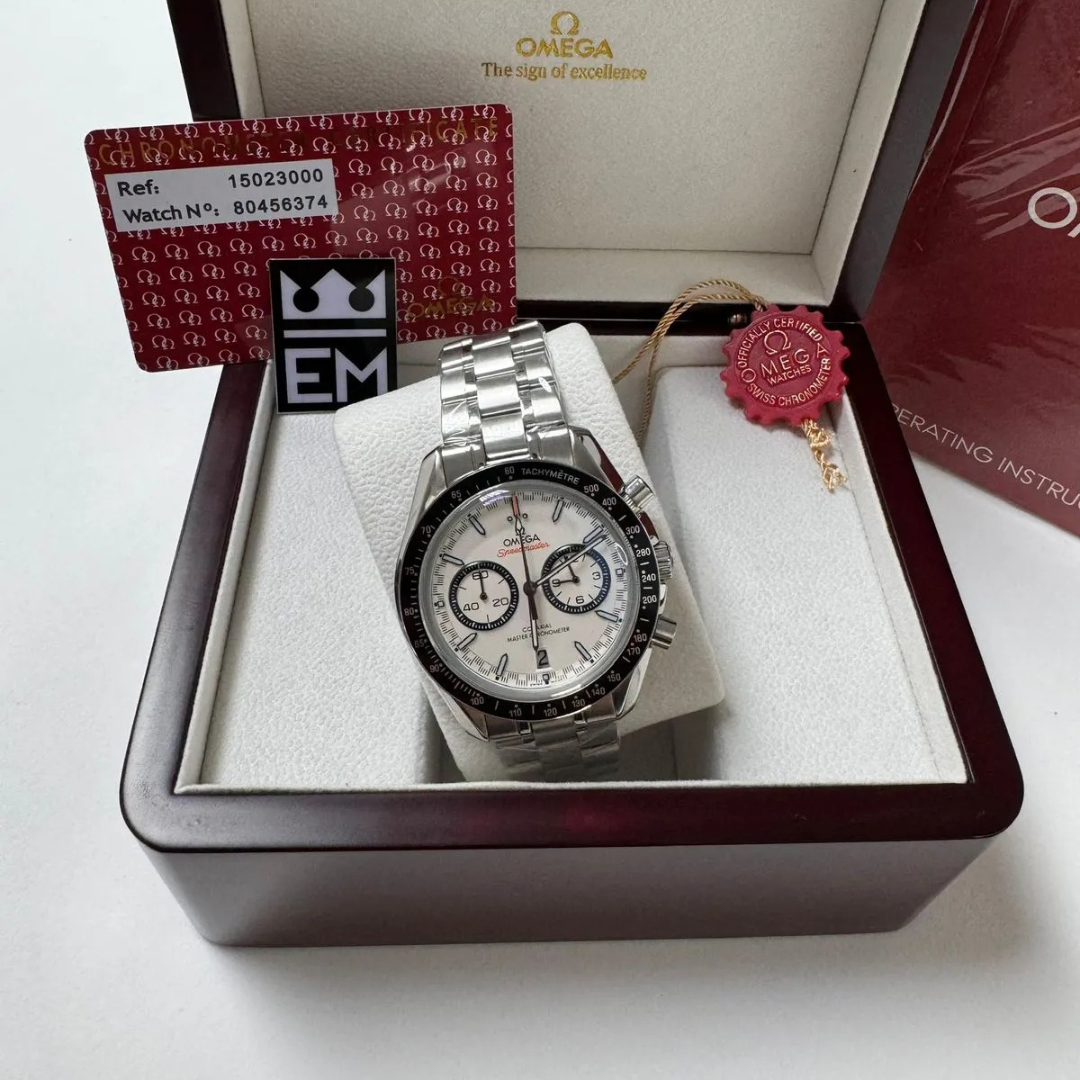 Speedmaster “Co-Axial Master Chronometer” – White Dial | Stainless Steel Bracelet