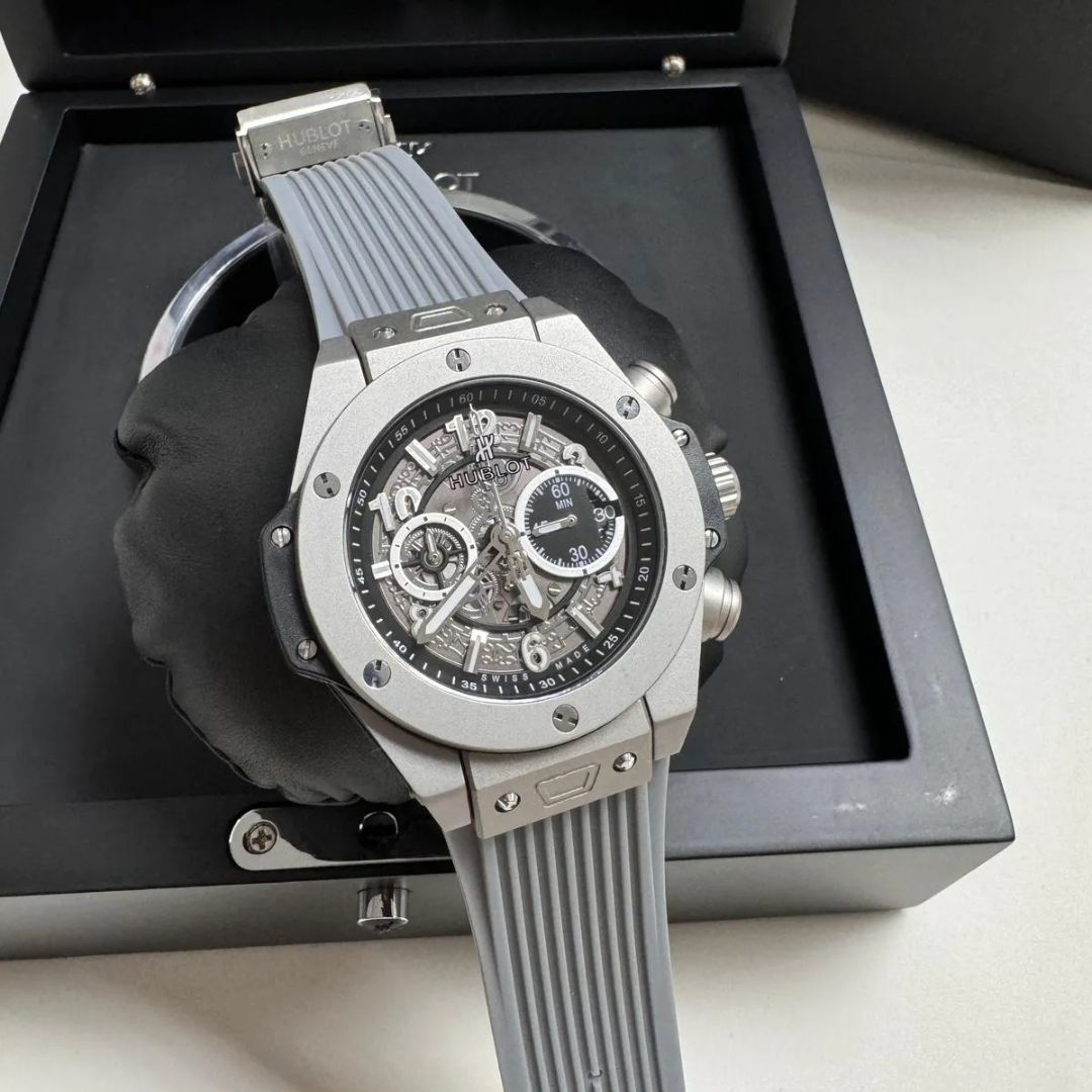 Big Bang Unico Silver Gray Skeleton