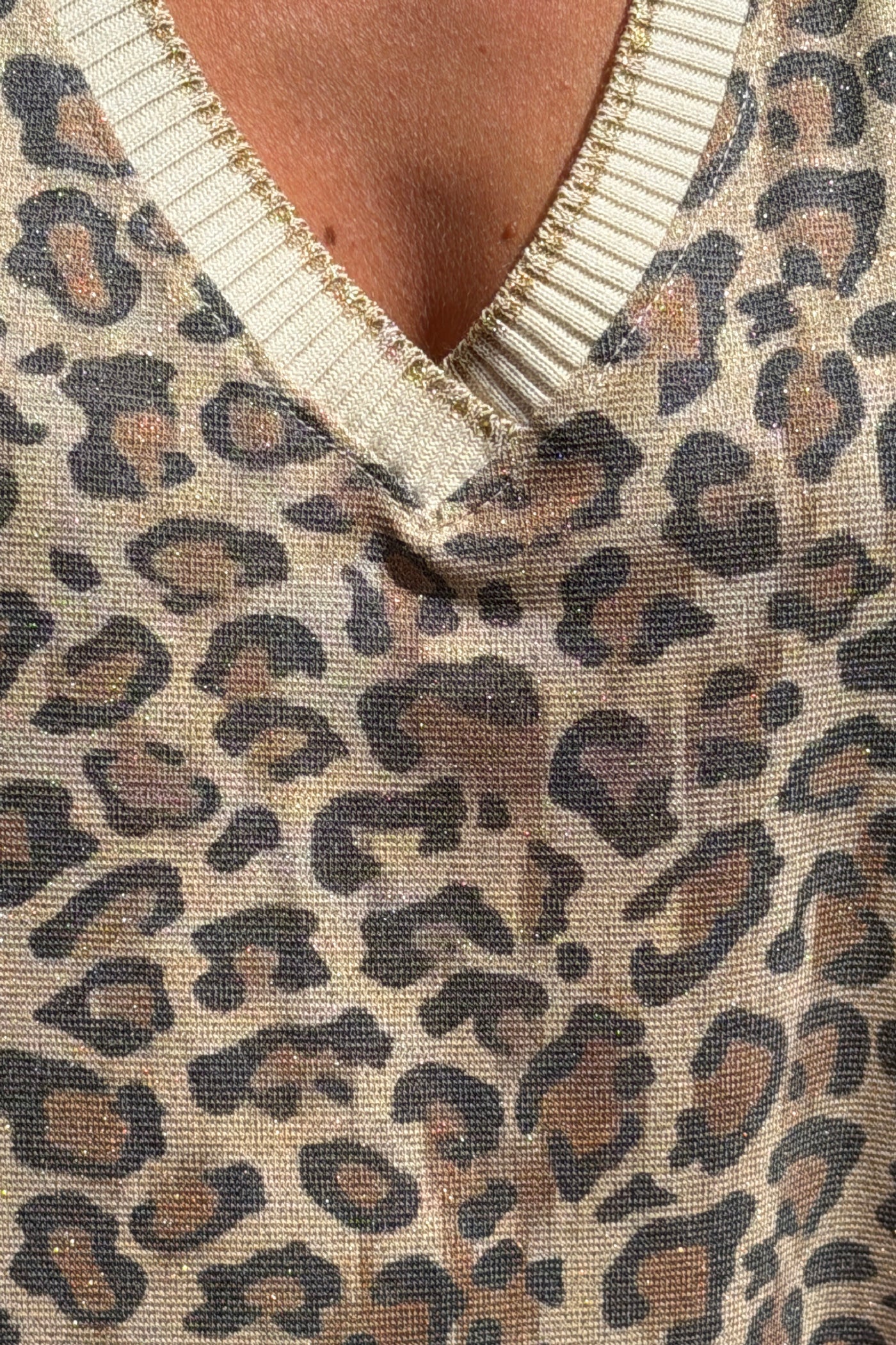 Robe longue à bretelles imprimé léopard brillant lurex